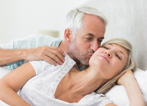 Bí quyết duy trì đời sống tình dục ở tuổi mãn kinh